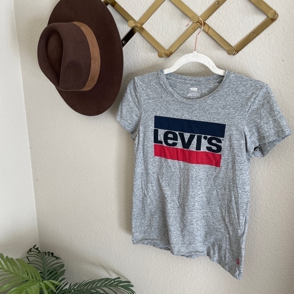 Levi's Tops - Levi’s Heather Grey Logo Graphic T-Shirt Tee Top Retro